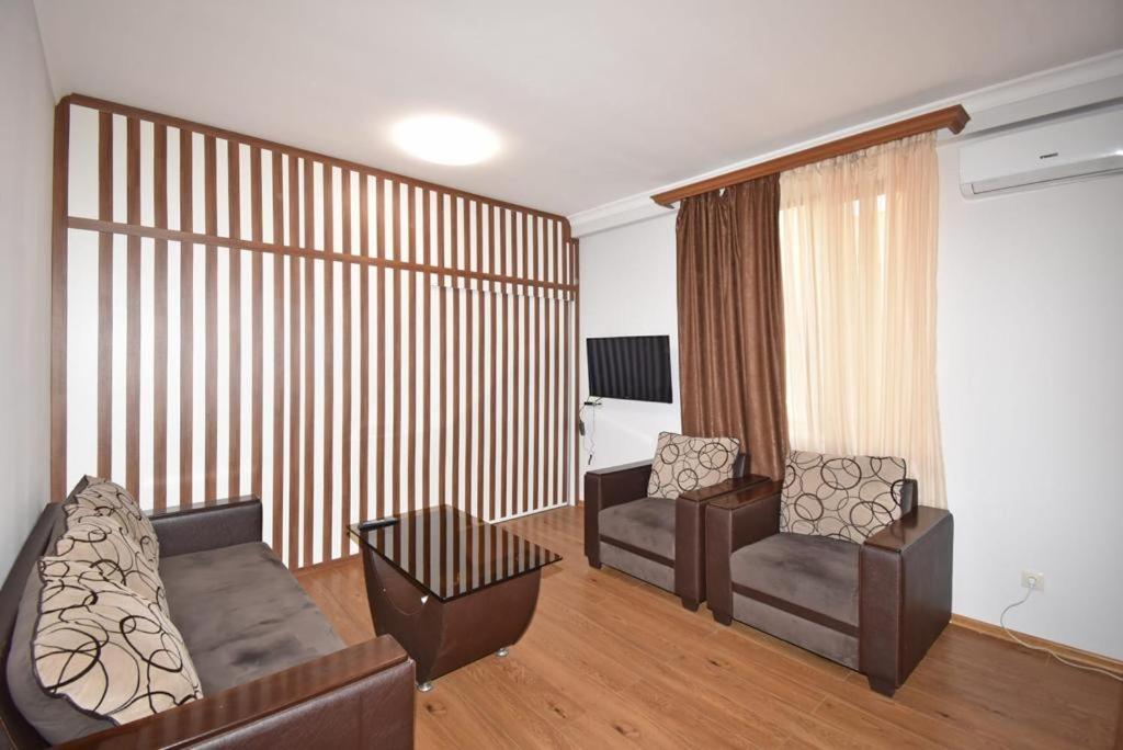 74/3New Building In The Center Of The Capital Apartamento Erevan Exterior foto